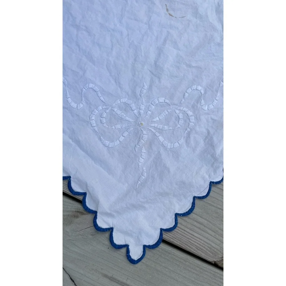 Vintage Art Deco Era Scalloped Linen Embroidered Tablecloth Lady Flapper Blue
